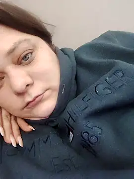 Snapshot of Sexylaursstern30 chatting on February 21, 10:16 am Sexylaursstern30 online show from February 21, 10:16 am