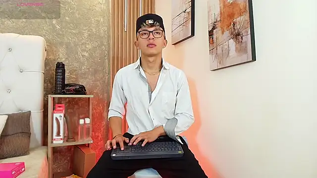 Dark Nico online show from April 14, 3:56 am