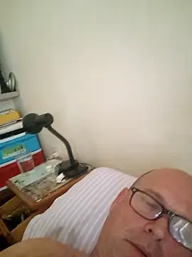 Ulisesss69 online show from February 24, 4:16 pm