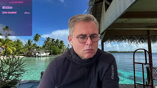 Snapshot of stephcmoi007 chatting on February 27, 9:31 am stephcmoi007 online show from February 27, 9:31 am