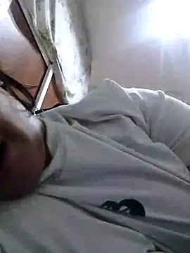 Snapshot of CubanaCulonaxxx chatting on February 17, 3:47 am CubanaCulonaxxx online show from February 17, 3:47 am