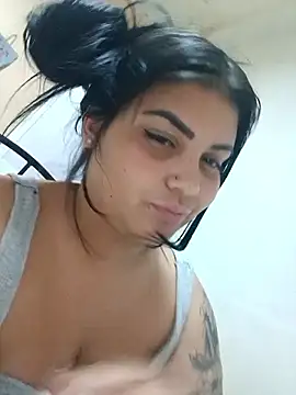 Snapshot of CubanaCulonaxxx chatting on February 25, 4:22 am CubanaCulonaxxx online show from February 25, 4:22 am