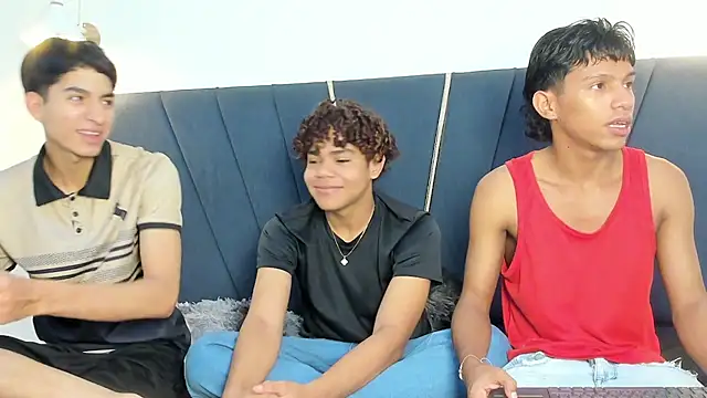 Snapshot of kleiver_cum18 chatting on February 14, 12:57 pm kleiver cum18 online show from February 14, 12:57 pm