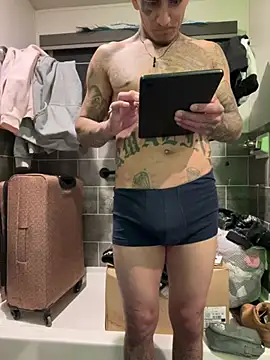 freaknine69 online show from February 24, 2:09 am