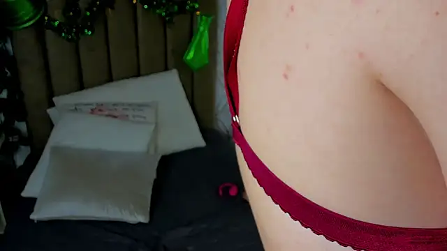 Snapshot of angelsky11 chatting on March 16, 7:29 pm angelsky11 online show from March 16, 7:29 pm