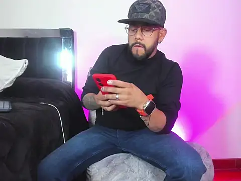 King bear 25 online show from March 4, 2:06 am