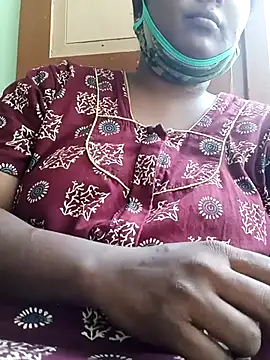 tamilkaviya431 online show from April 13, 11:16 am