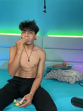 Snapshot of abrilandjulian chatting on February 25, 12:04 pm abrilandjulian online show from February 25, 12:04 pm