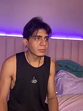 abrilandjulian online show from April 7, 12:05 pm