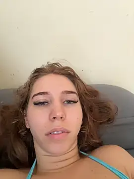 Snapshot of Aneruivinhaa chatting on February 21, 1:56 pm Aneruivinhaa online show from February 21, 1:56 pm