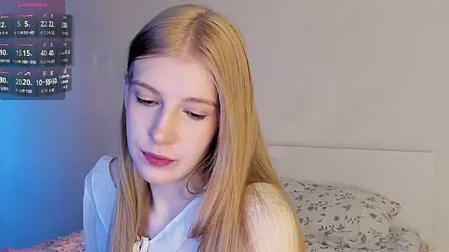 Snapshot of WetKaylaa chatting on March 22, 11:02 am WetKaylaa online show from March 22, 11:02 am