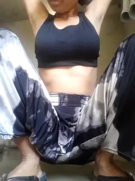 Snapshot of Horny_Girl_VIP chatting on April 16, 7:31 am Horny Girl VIP online show from April 16, 7:31 am