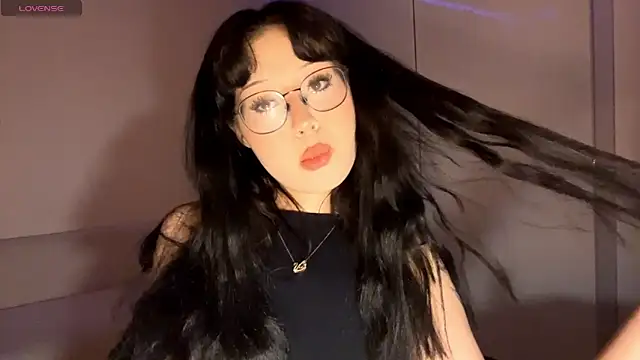 KateGlowee online show from February 24, 1:42 pm