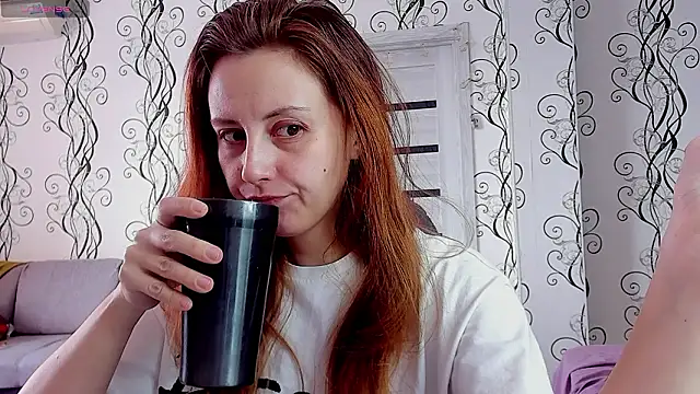 MadelinaJackson online show from February 24, 4:21 am