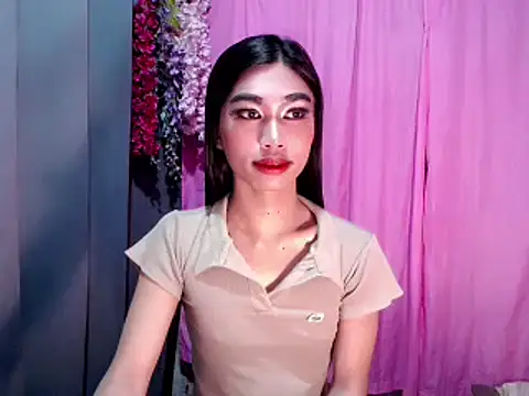 Snapshot of katrina_bigcock69 chatting on February 15, 4:14 pm katrina bigcock69 online show from February 15, 4:14 pm