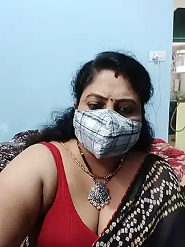 Snapshot of Kannadasexywifes chatting on May 23, 8:29 am Kannadasexywifes online show from May 23, 8:29 am