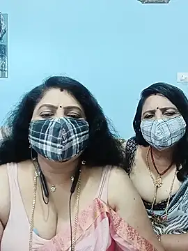 Snapshot of Kannadasexywifes chatting on June 2, 5:20 am Kannadasexywifes online show from June 2, 5:20 am