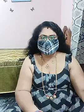 Snapshot of Kannadasexywifes chatting on June 11, 5:11 pm Kannadasexywifes online show from June 11, 5:11 pm