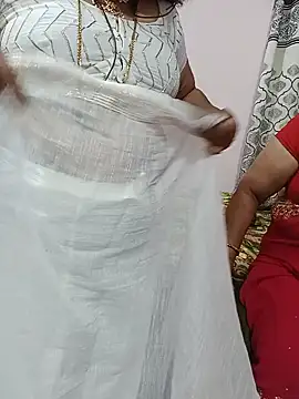 Snapshot of Kannadasexywifes chatting on June 14, 2:24 am Kannadasexywifes online show from June 14, 2:24 am