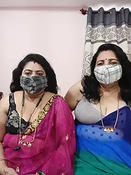 Snapshot of Kannadasexywifes chatting on July 24, 3:48 am Kannadasexywifes online show from July 24, 3:48 am