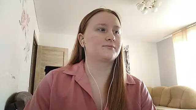 AnikaLipps online show from March 27, 10:15 am