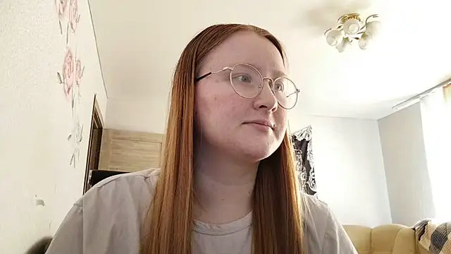 AnikaLipps online show from May 24, 3:06 pm