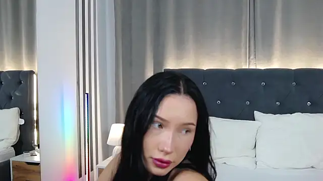 VikkyVonn online show from July 10, 11:02 am