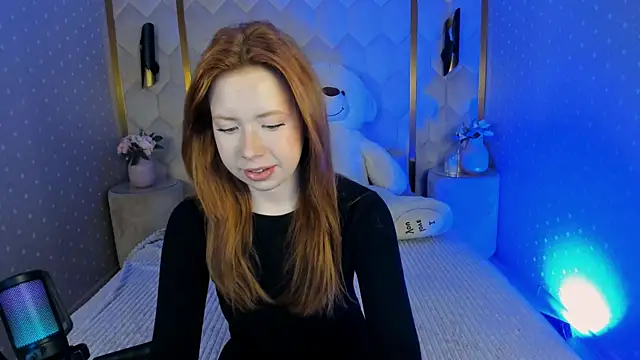 Snapshot of StellaBev chatting on February 18, 5:36 am StellaBev online show from February 18, 5:36 am