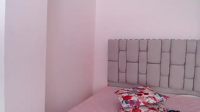lily rose1 online show from June 20, 3:37 pm