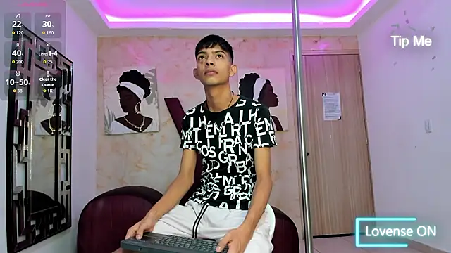 Snapshot of KITTY_BOSH chatting on March 2, 1:29 pm KITTY BOSH online show from March 2, 1:29 pm