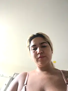 violet-grey online show from April 7, 2:50 pm