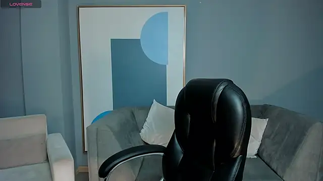 Snapshot of CarolineEvans_x chatting on February 22, 4:24 am CarolineEvans x online show from February 22, 4:24 am