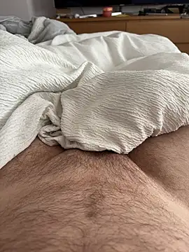 bigRobbie2026 online show from February 24, 3:21 pm