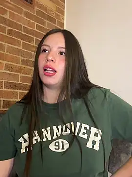 Sofi Collinss online show from March 26, 10:59 pm