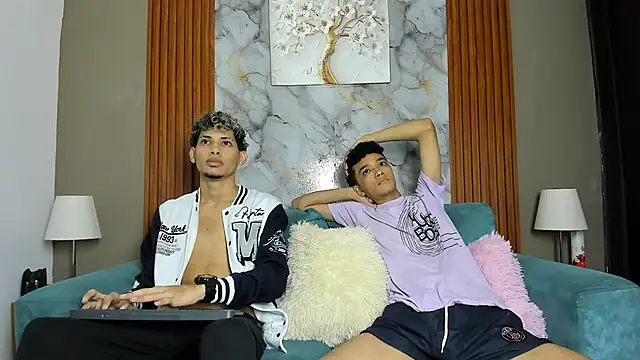 YOUNG BOYS HELL online show from March 5, 1:12 am