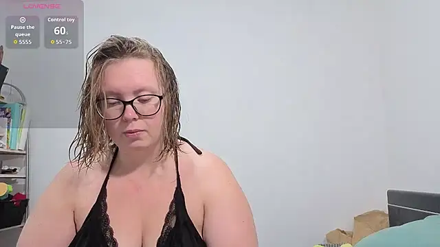 LittleMistys online show from June 28, 10:43 am