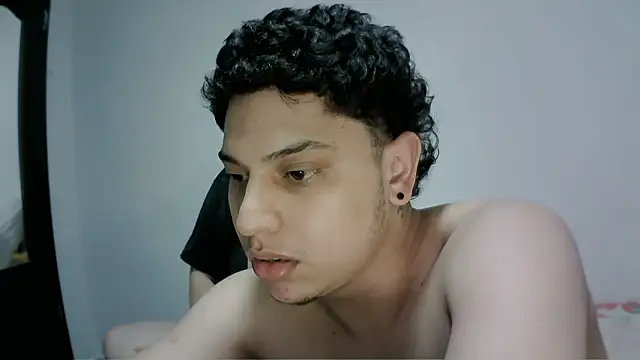 kandy couple1 online show from March 29, 2:33 am