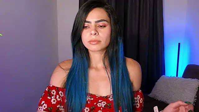 sexxylady11  online show from April 6, 11:49 pm