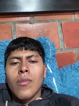 Miguel 960 online show from May 2, 4:06 am