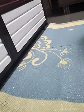 Your couple 01 online show from April 24, 5:15 pm