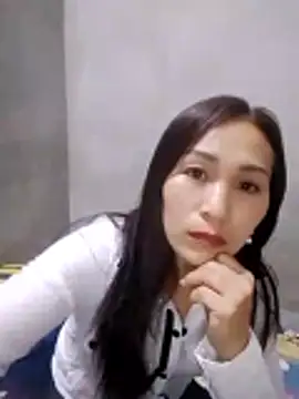 Snapshot of Thobaby112 chatting on February 17, 1:18 pm Thobaby112 online show from February 17, 1:18 pm