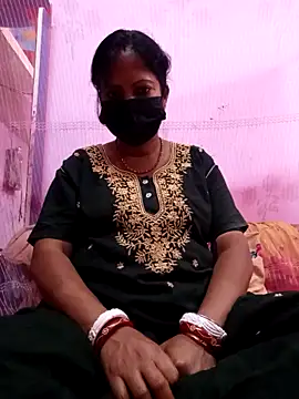 Snapshot of Hot_Rupa5225 chatting on March 28, 6:07 pm Hot Rupa5225 online show from March 28, 6:07 pm