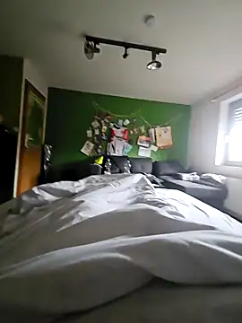 Snapshot of Gris-shadow chatting on February 17, 11:18 am Gris-shadow online show from February 17, 11:18 am