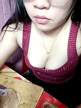 Eye-squirt online show from February 28, 4:30 pm