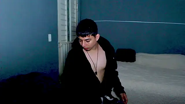 Snapshot of polloCol4U chatting on March 5, 9:55 pm polloCol4U online show from March 5, 9:55 pm