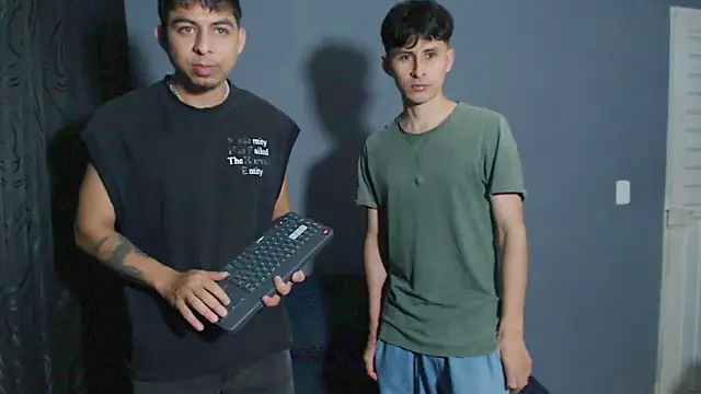 Snapshot of polloCol4U chatting on March 9, 2:26 am polloCol4U online show from March 9, 2:26 am