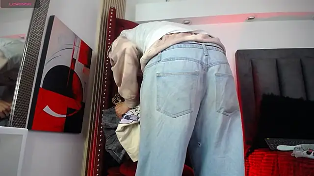 Snapshot of Cain_Dantalion chatting on April 9, 3:28 am Cain Dantalion online show from April 9, 3:28 am