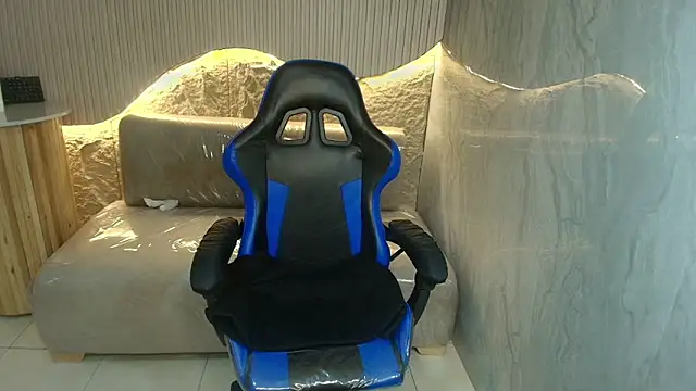 Rubia encantada r online show from March 27, 1:00 pm