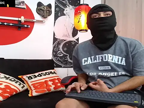 Snapshot of PrideFireFusion chatting on February 24, 2:09 am PrideFireFusion online show from February 24, 2:09 am