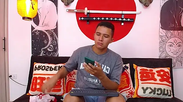 Snapshot of PrideFireFusion chatting on March 1, 2:13 am PrideFireFusion online show from March 1, 2:13 am